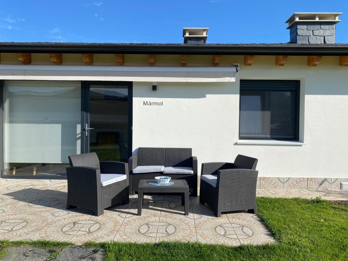 Apartamentos Turisticos Villacordido Villaframil Рибадео Екстериор снимка