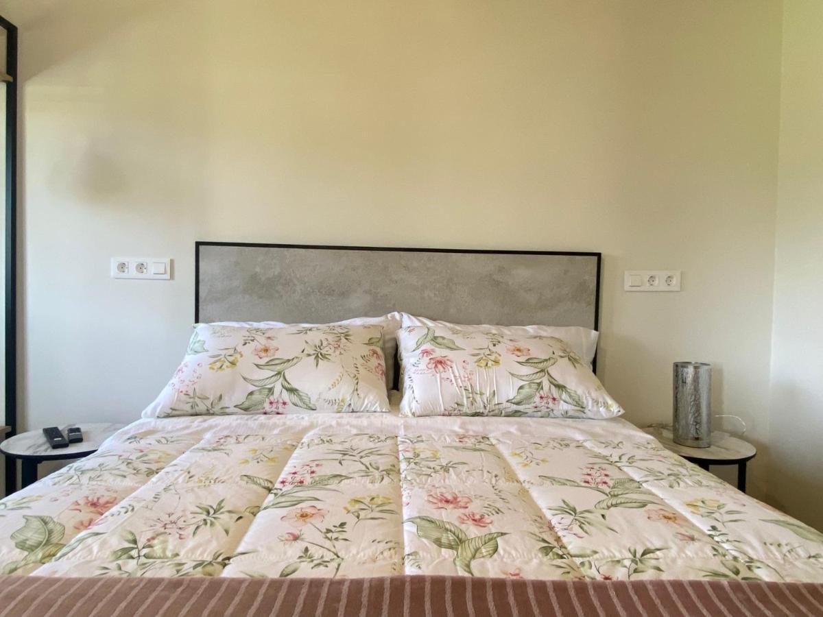 Apartamentos Turisticos Villacordido Villaframil Рибадео Екстериор снимка